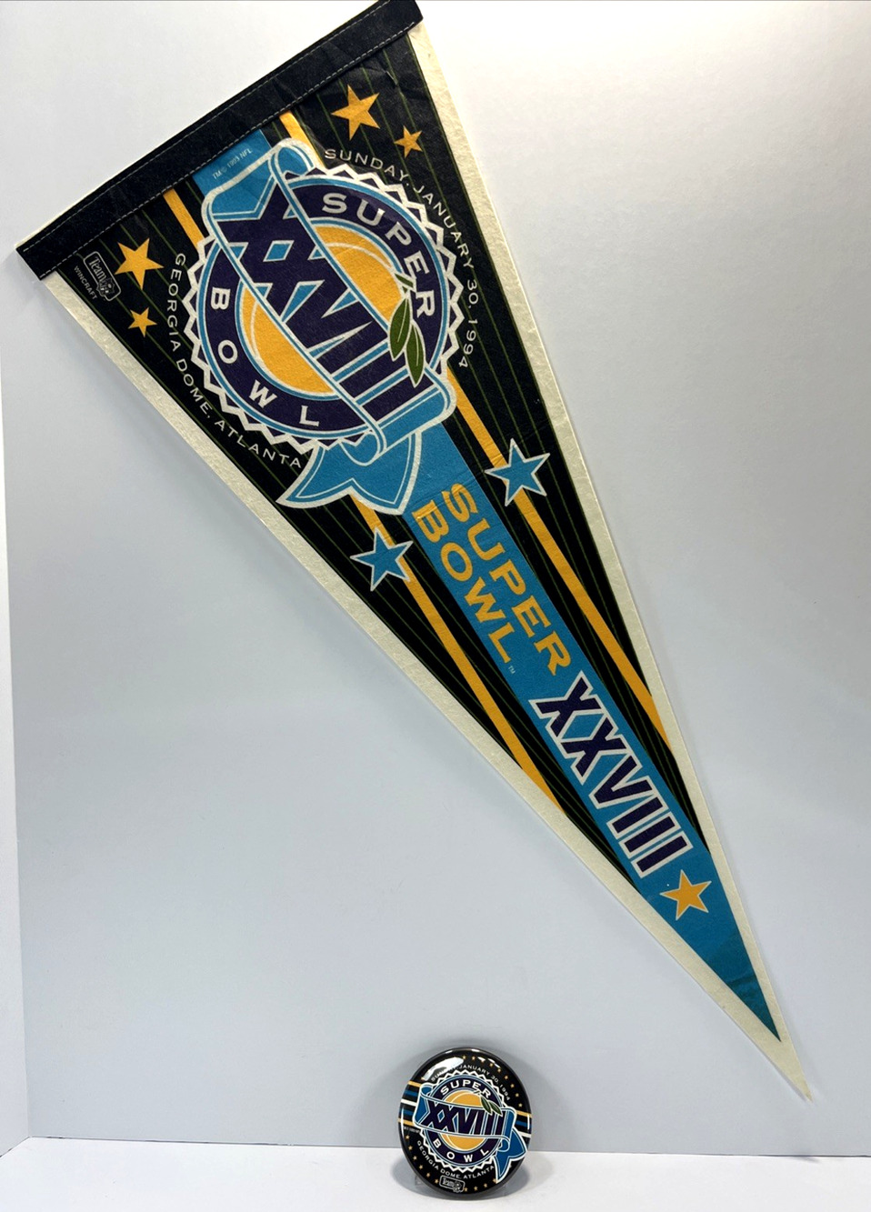 Vintage Super Bowl XXVIII 1994 Dallas Cowboys Vs Buffalo Bills Button & Pennant
